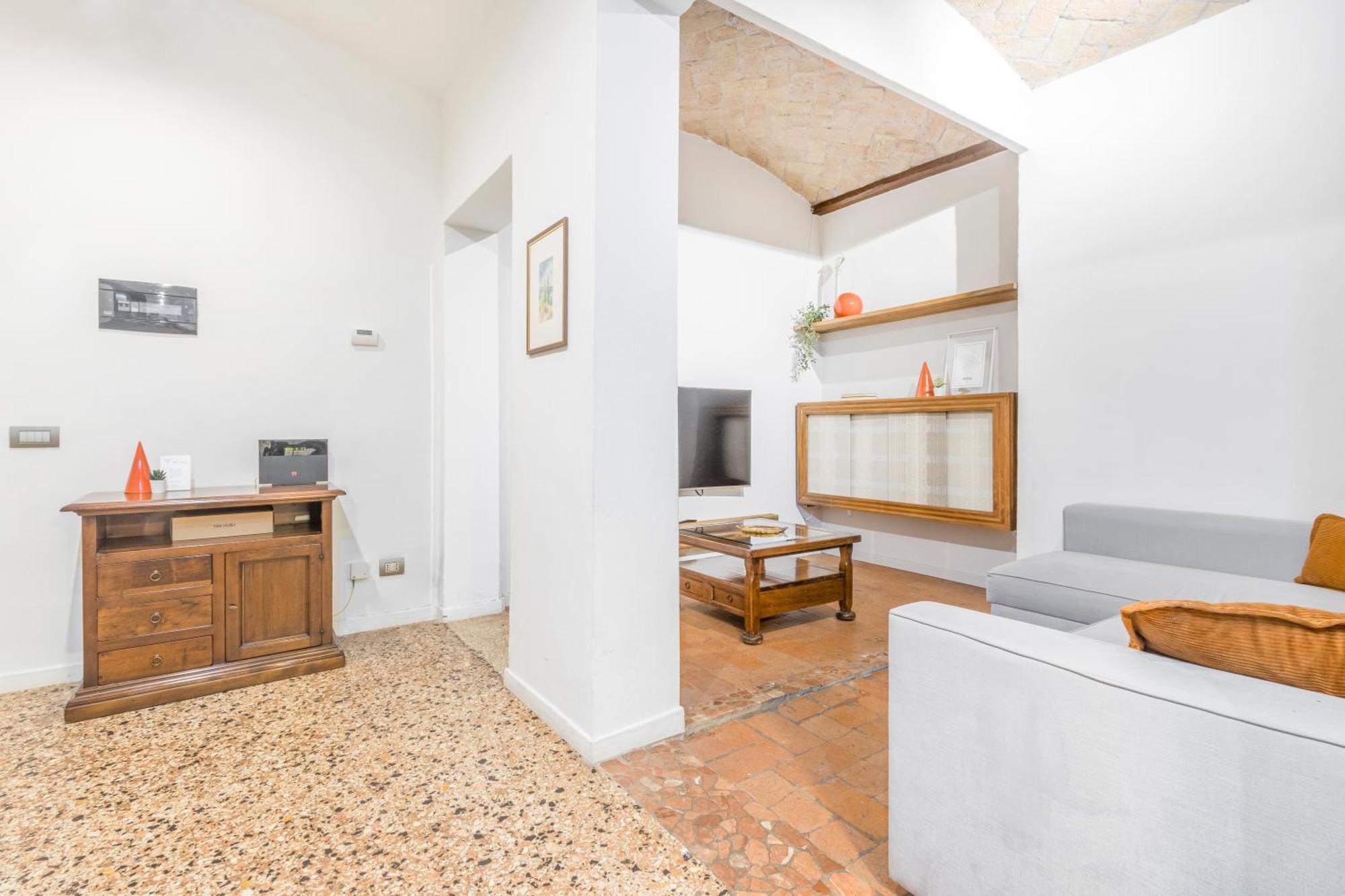 A 2 Passi Da Piazza Grande Apartment โมดินา ภายนอก รูปภาพ