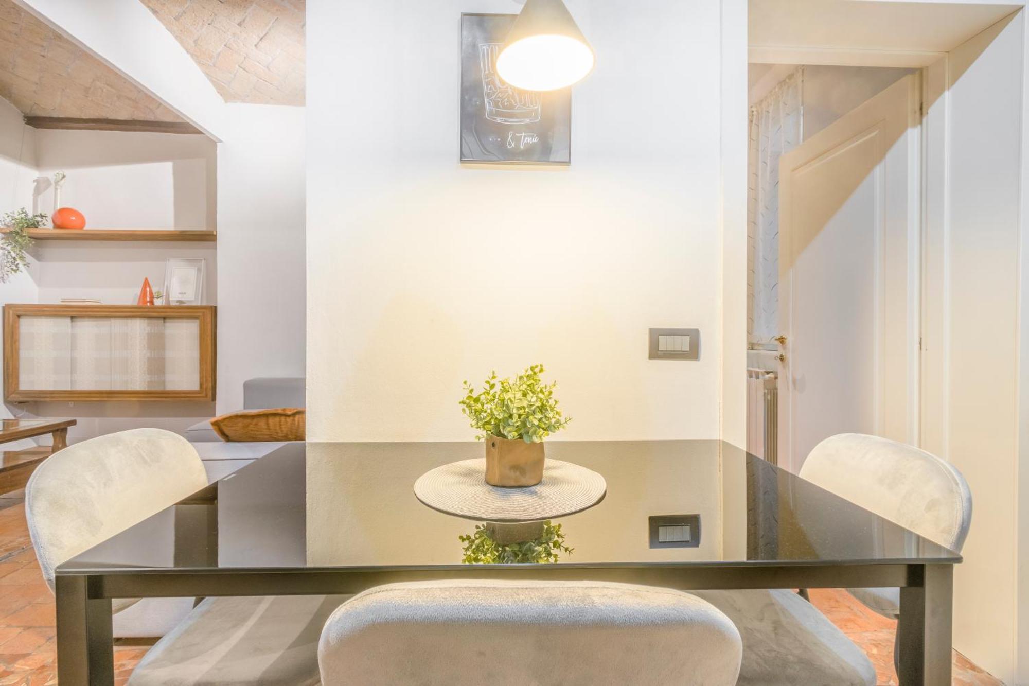 A 2 Passi Da Piazza Grande Apartment โมดินา ภายนอก รูปภาพ